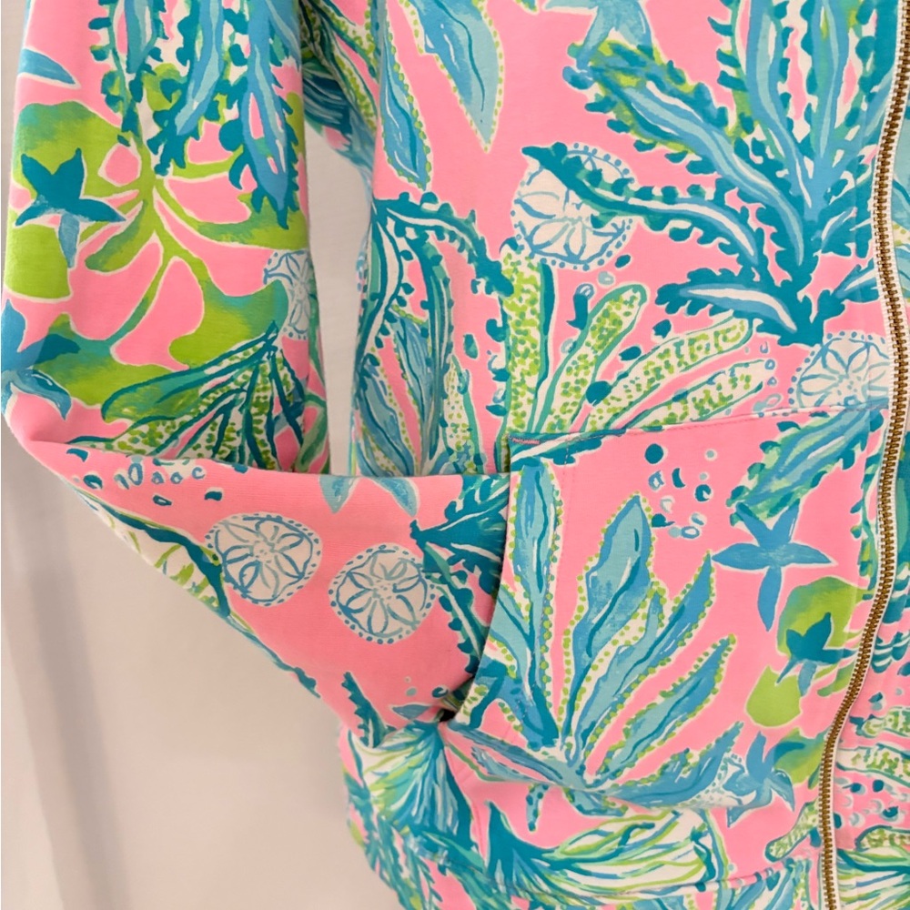 Lilly Pulitzer Pink and Blue Tropical Coverup - Picture 4 of 6